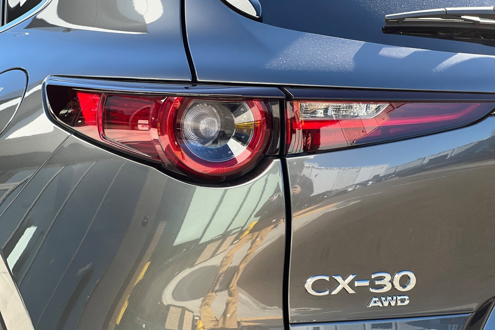 Used 2025 MAZDA CX-30 AWD 2.5 S w/ Select Sport Pkg image 32