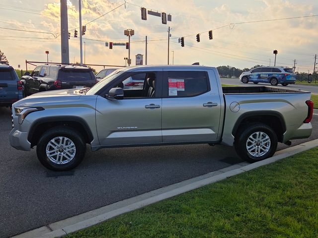 New 2026 Toyota Tundra SR5 w/ SR5 Premium Package RWD image 4