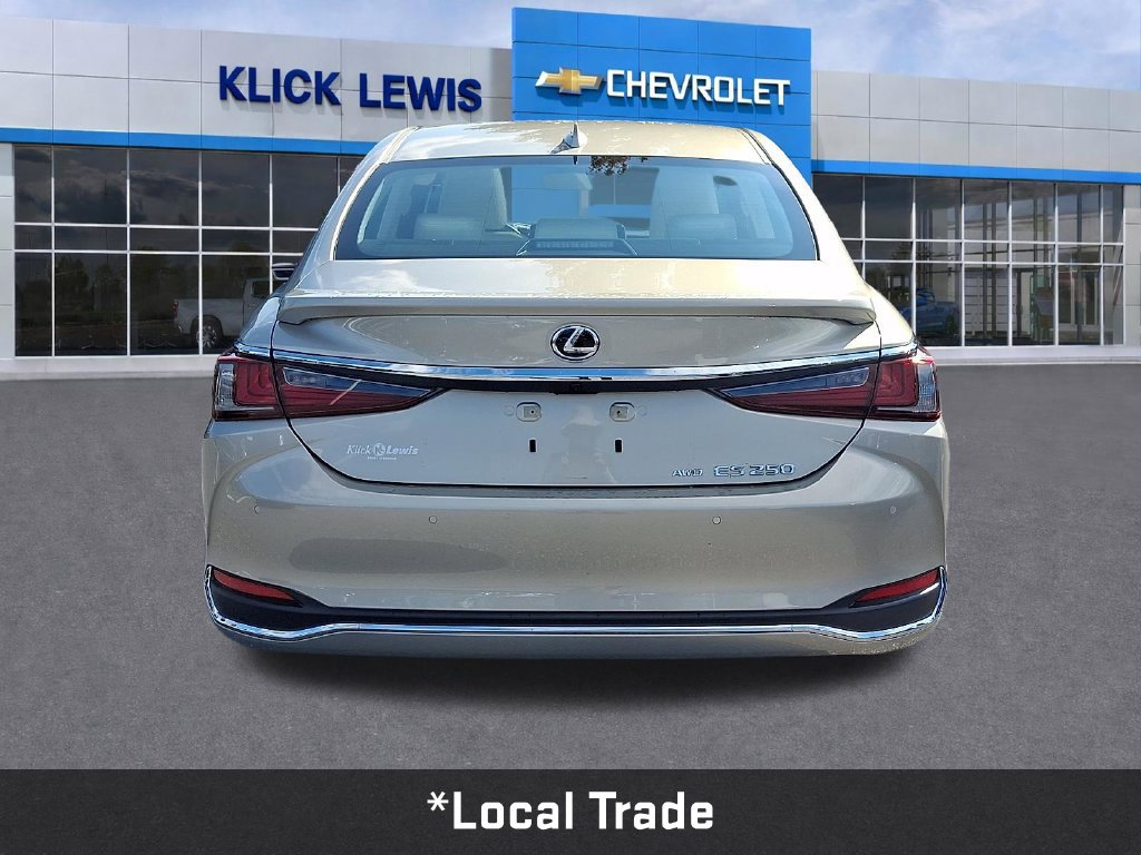 Used 2022 Lexus ES 250 w/ Premium Package AWD/4WD image 7
