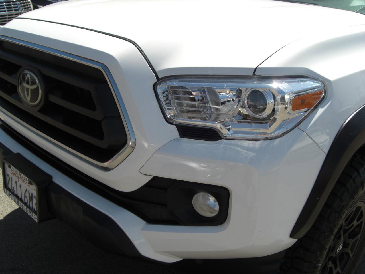 Used 2022 Toyota Tacoma SR5 image 7