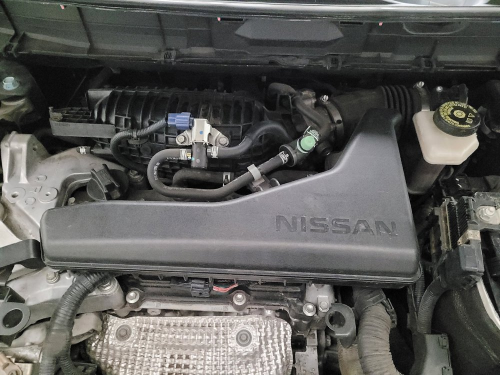 Used 2015 Nissan Rogue S FWD image 30
