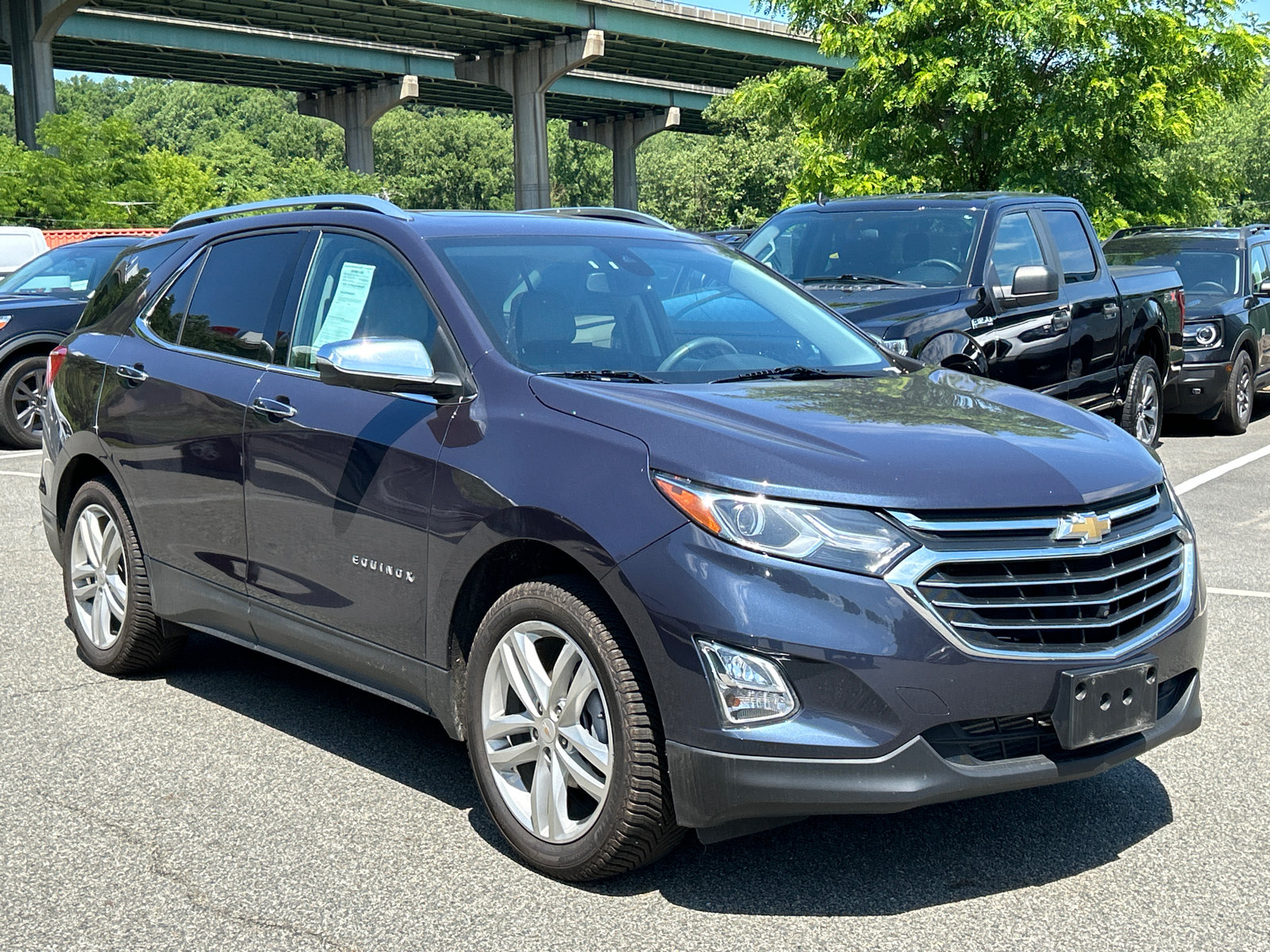 Used 2019 Chevrolet Equinox Premier AWD/4WD image 1