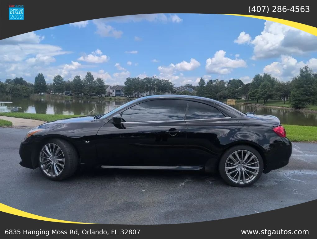 Used 2015 INFINITI Q60 Convertible w/ Premium Package RWD image 2
