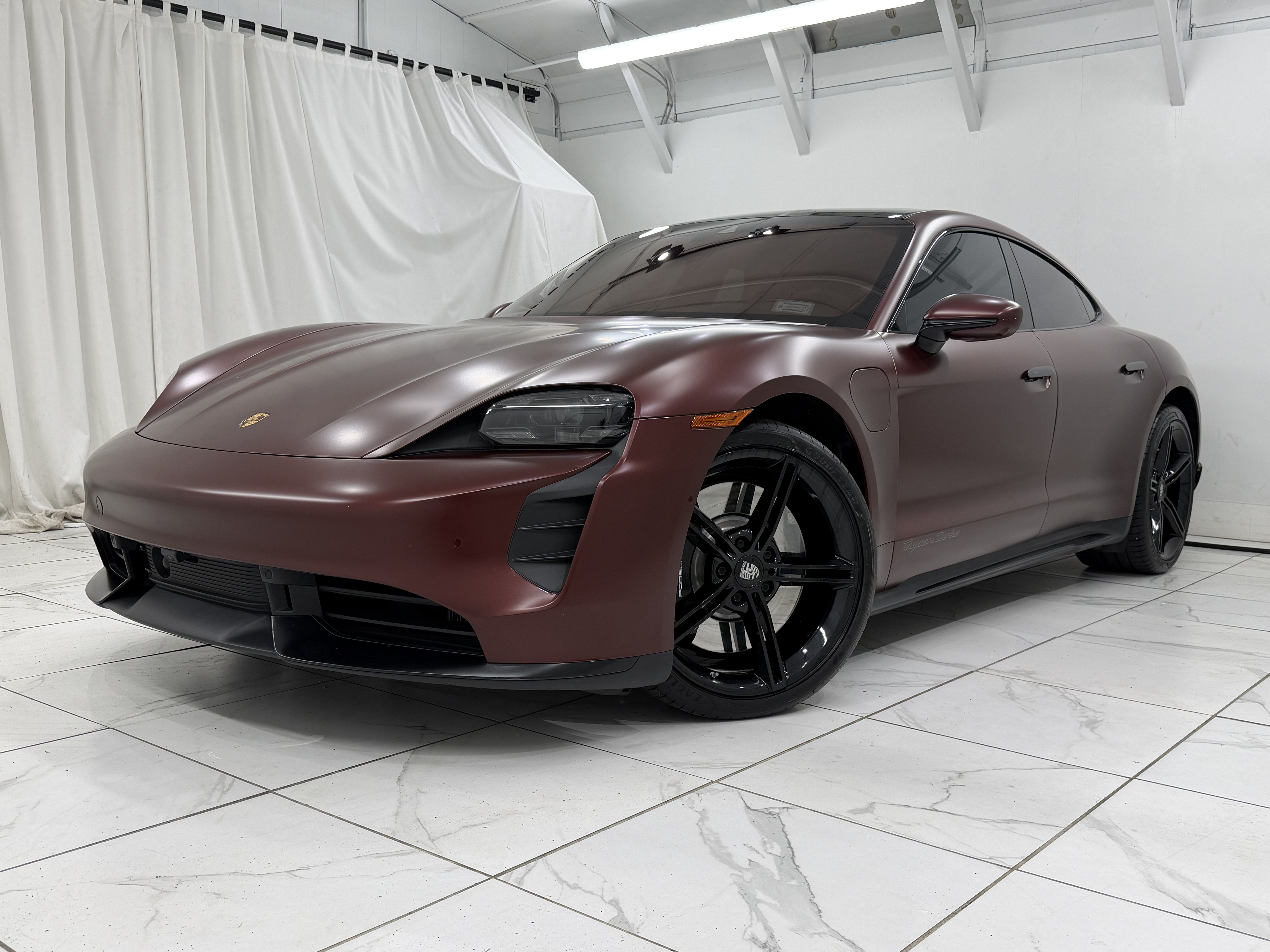 Certified 2022 Porsche Taycan Turbo AWD/4WD image 7