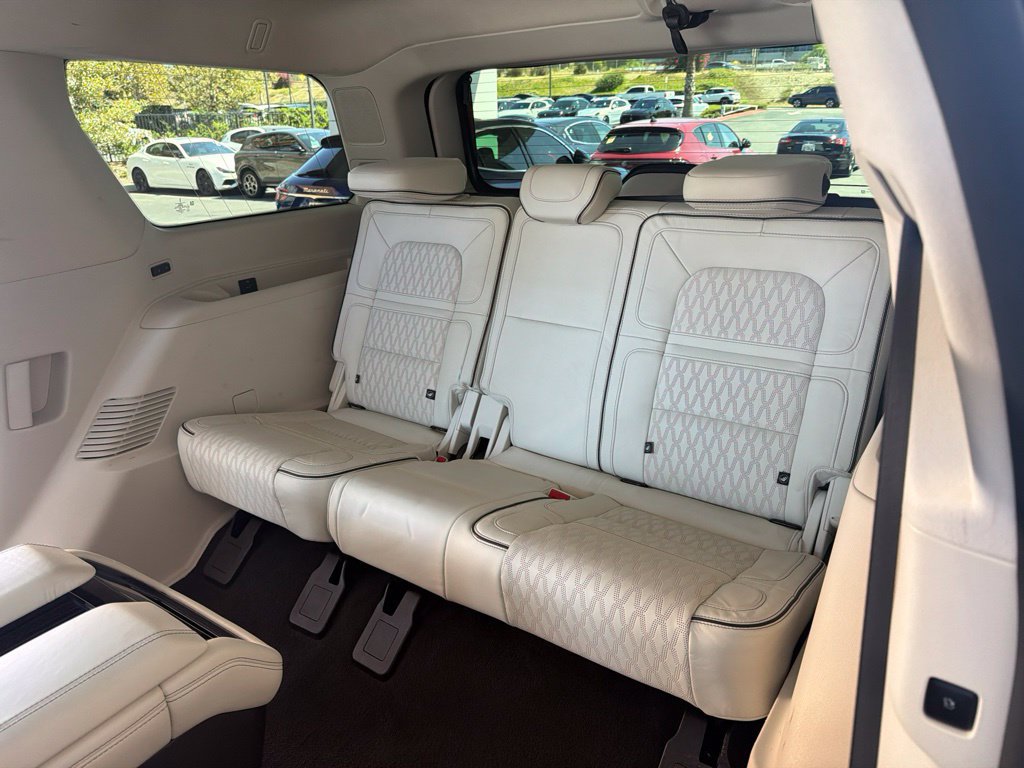 Used 2024 Lincoln Navigator Black Label AWD/4WD image 46