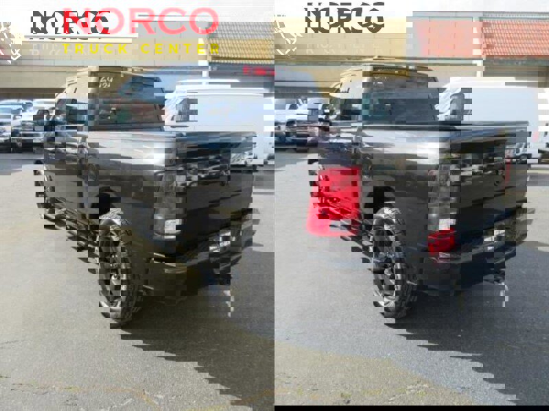 Used 2017 RAM 1500 Express w/ Black Ram 1500 Express Group image 6