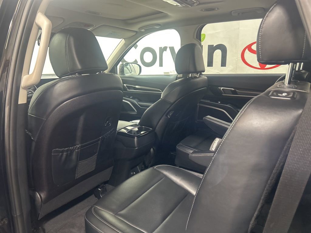 Used 2025 Kia Telluride S image 21