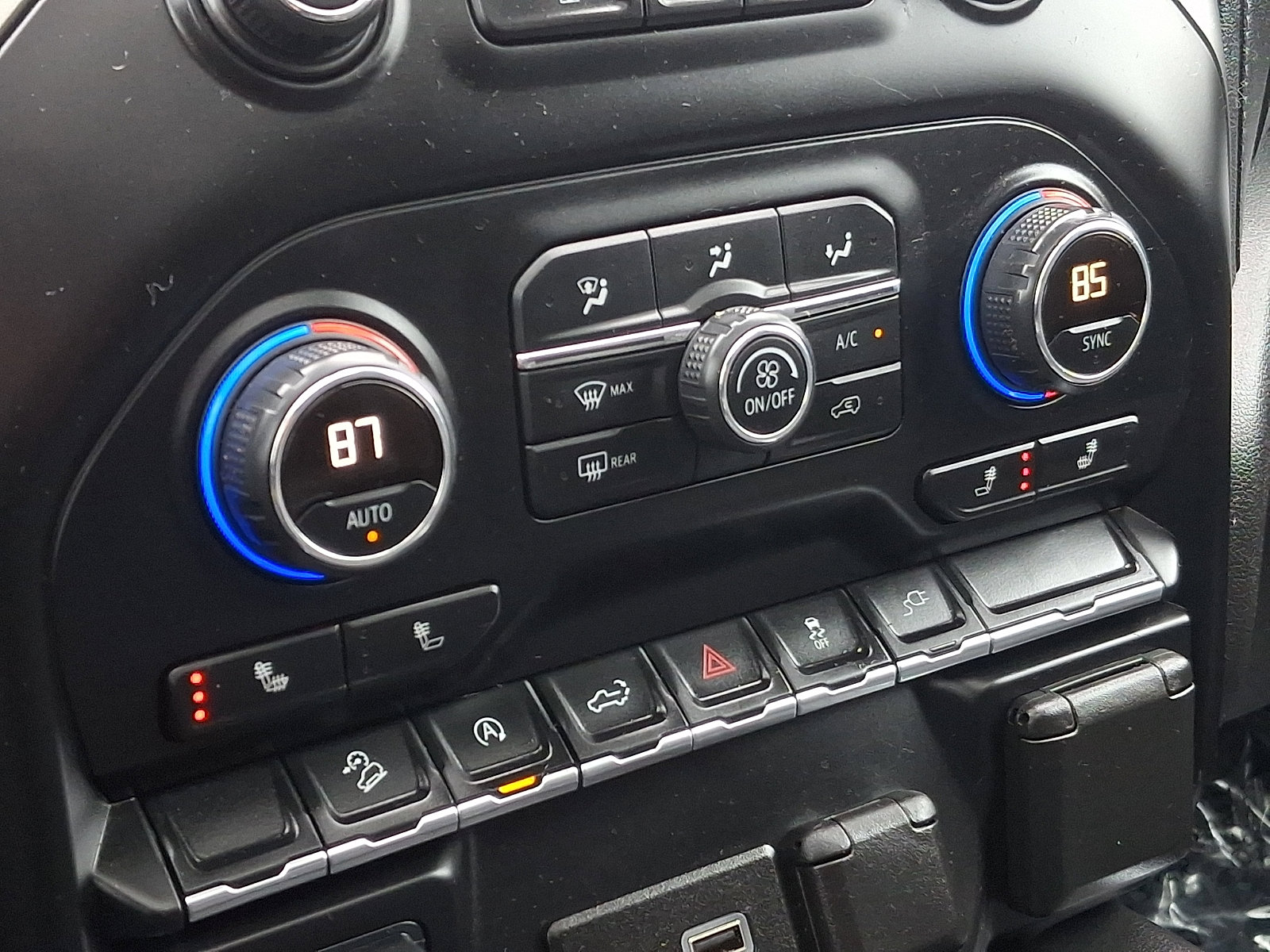 Used 2020 Chevrolet Silverado 1500 LT Trail Boss image 17