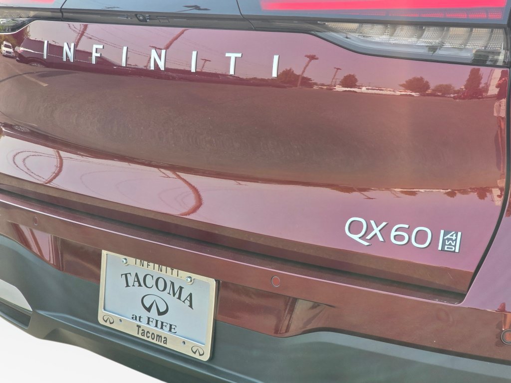 New 2026 INFINITI QX60 Luxe w/ Cargo Package AWD/4WD image 32