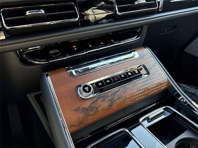 New 2026 Lincoln Aviator Black Label w/ Dynamic Handling Package image 29