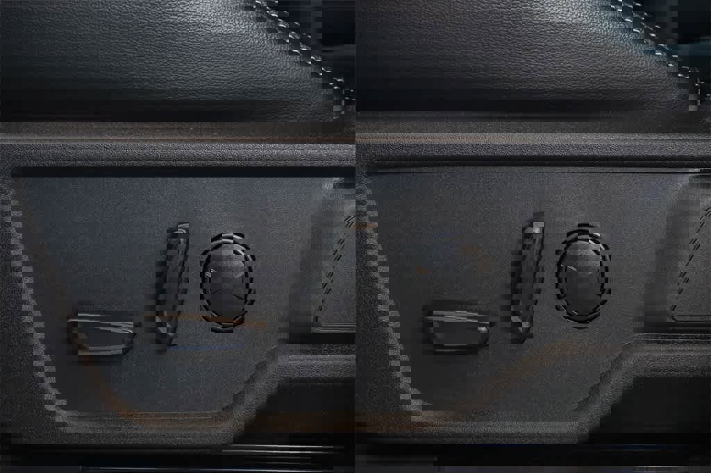 New 2025 Ford Bronco Outer Banks w/ Sasquatch Package image 23