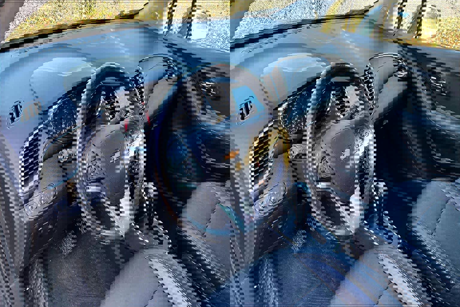 Used 2019 Chevrolet Trax LT w/ LT Convenience Package image 17