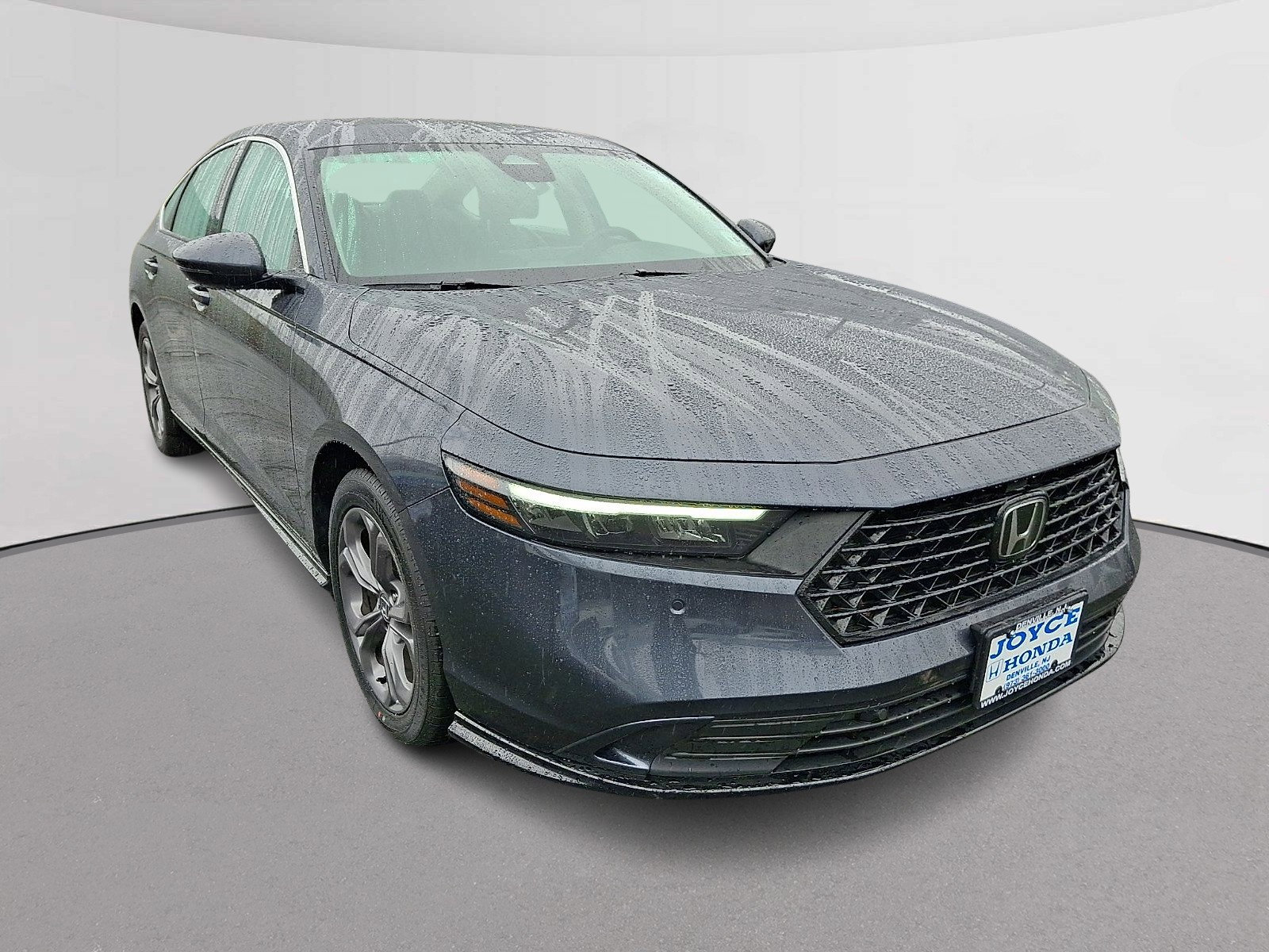Certified 2024 Honda Accord EX-L image 2