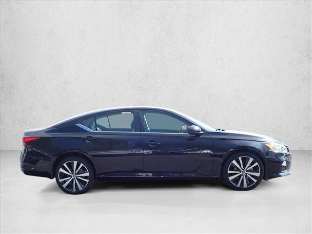 Used 2021 Nissan Altima 2.5 SR w/ SR Premium Package AWD/4WD image 14