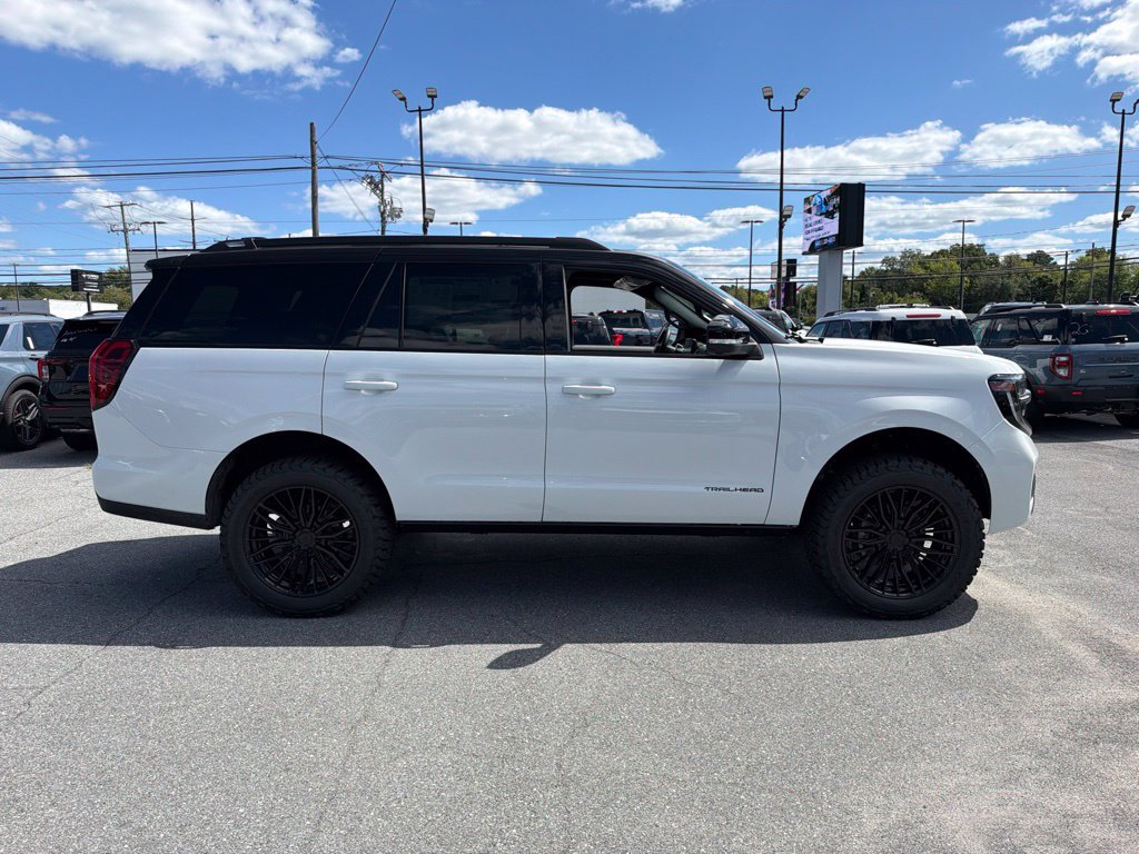 New 2027 Ford Expedition Tremor w/ Driver's Package AWD/4WD image 5