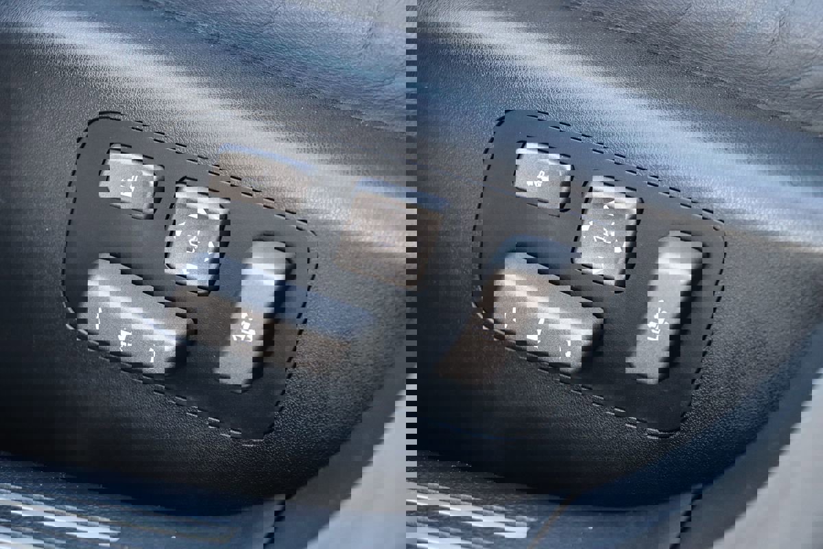 Used 2010 Lexus LS 460 image 35