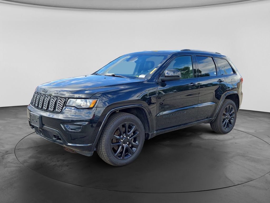 Used 2021 Jeep Grand Cherokee Altitude AWD/4WD image 5