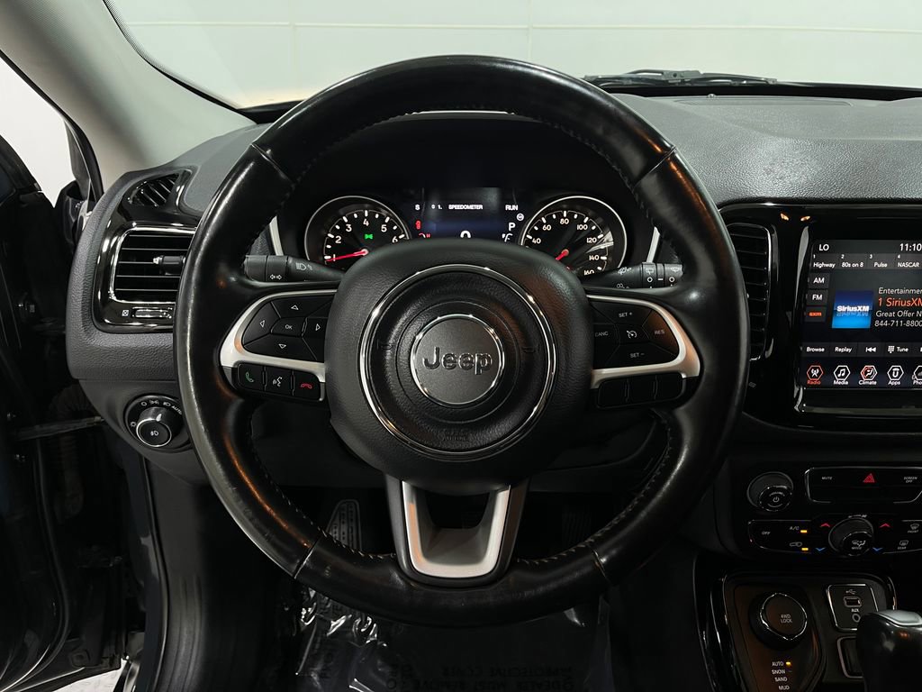 Used 2018 Jeep Compass Limited image 20