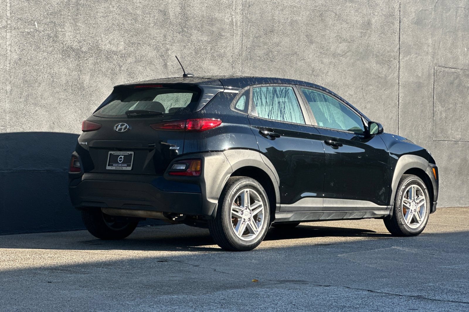 Used 2019 Hyundai Kona SE AWD/4WD image 2