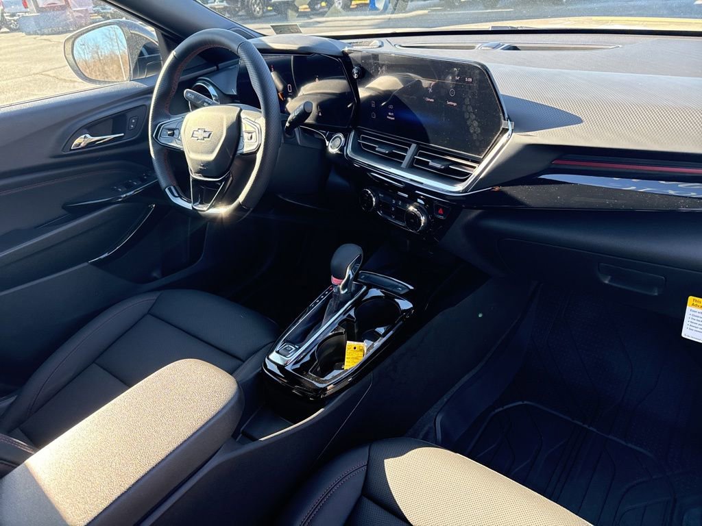 New 2026 Chevrolet Trax RS w/ Sunroof Package image 33