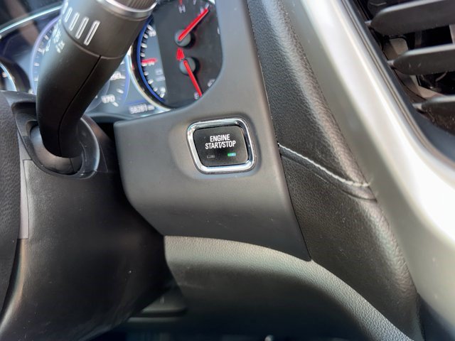 Used 2022 GMC Acadia Denali w/ Denali Ultimate Package FWD image 17