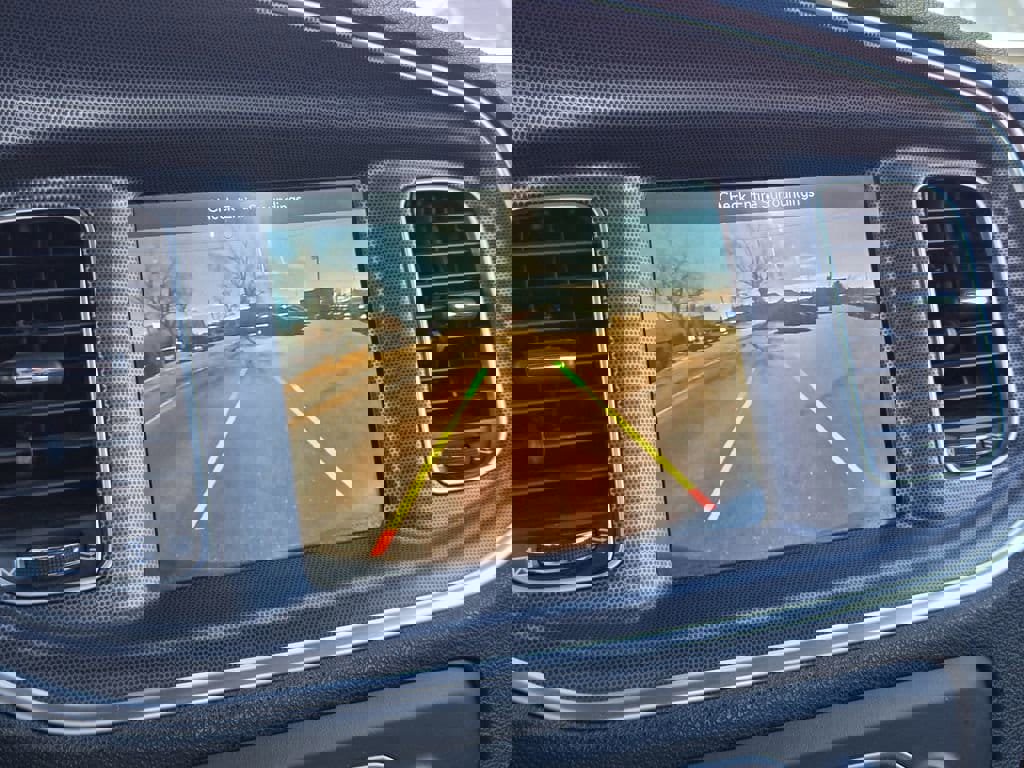 Used 2017 Dodge Charger SXT w/ Rallye Group image 12