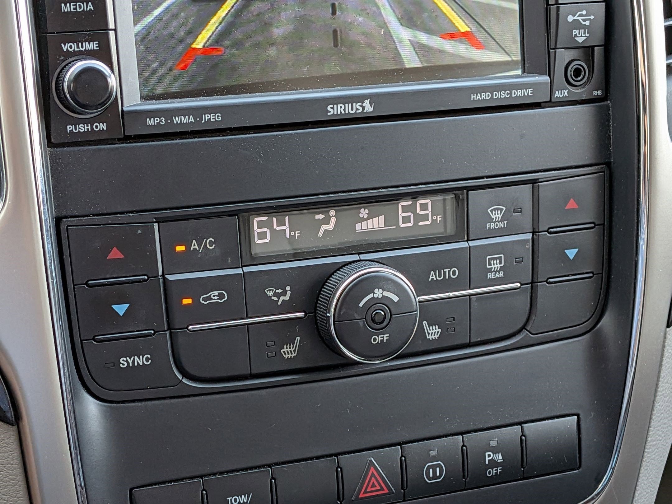 Used 2011 Jeep Grand Cherokee Laredo AWD/4WD image 22