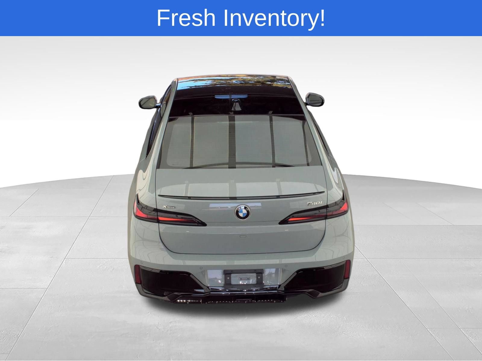 Used 2026 BMW 740i xDrive w/ Premium Package AWD/4WD image 6