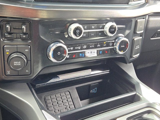 Used 2024 Ford F250 Lariat w/ Lariat Ultimate Package AWD/4WD image 28