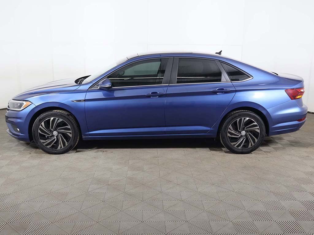Used 2019 Volkswagen Jetta SEL Premium image 19