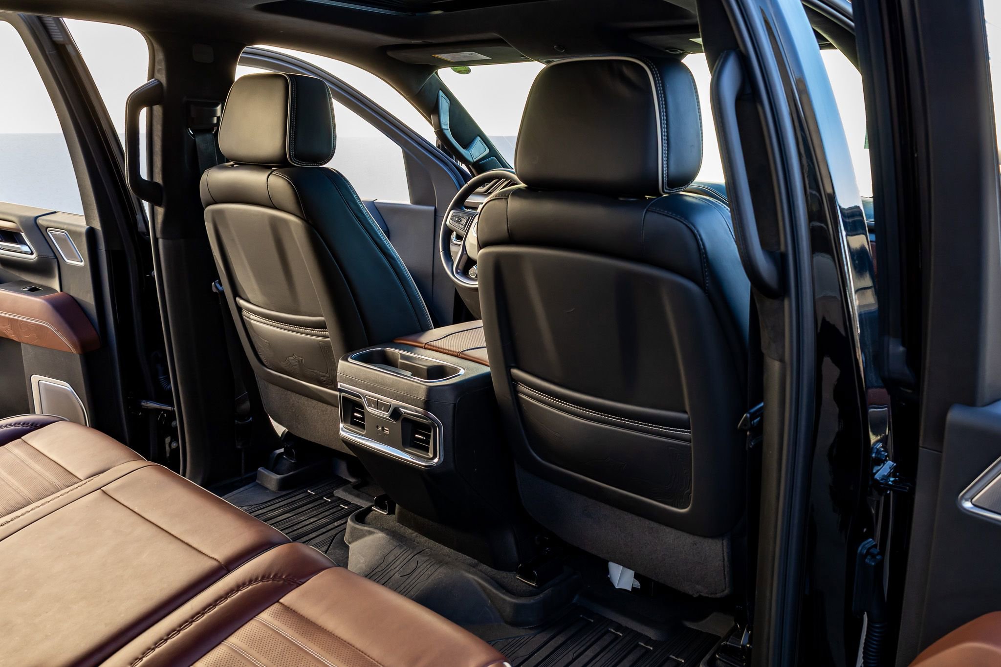 Used 2025 GMC Sierra 2500 Denali Ultimate image 32