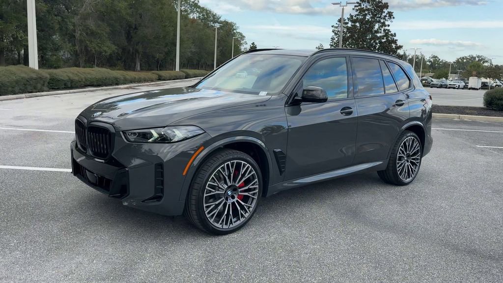 New 2026 BMW X5 xDrive40i w/ M Sport Package image 4
