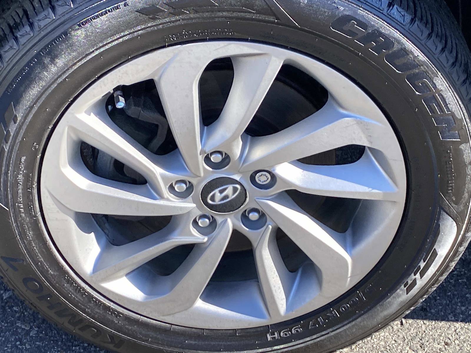 Used 2017 Hyundai Tucson SE image 26