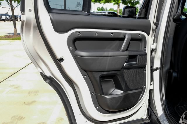New 2026 Land Rover Defender 110 X-Dynamic SE AWD/4WD image 57