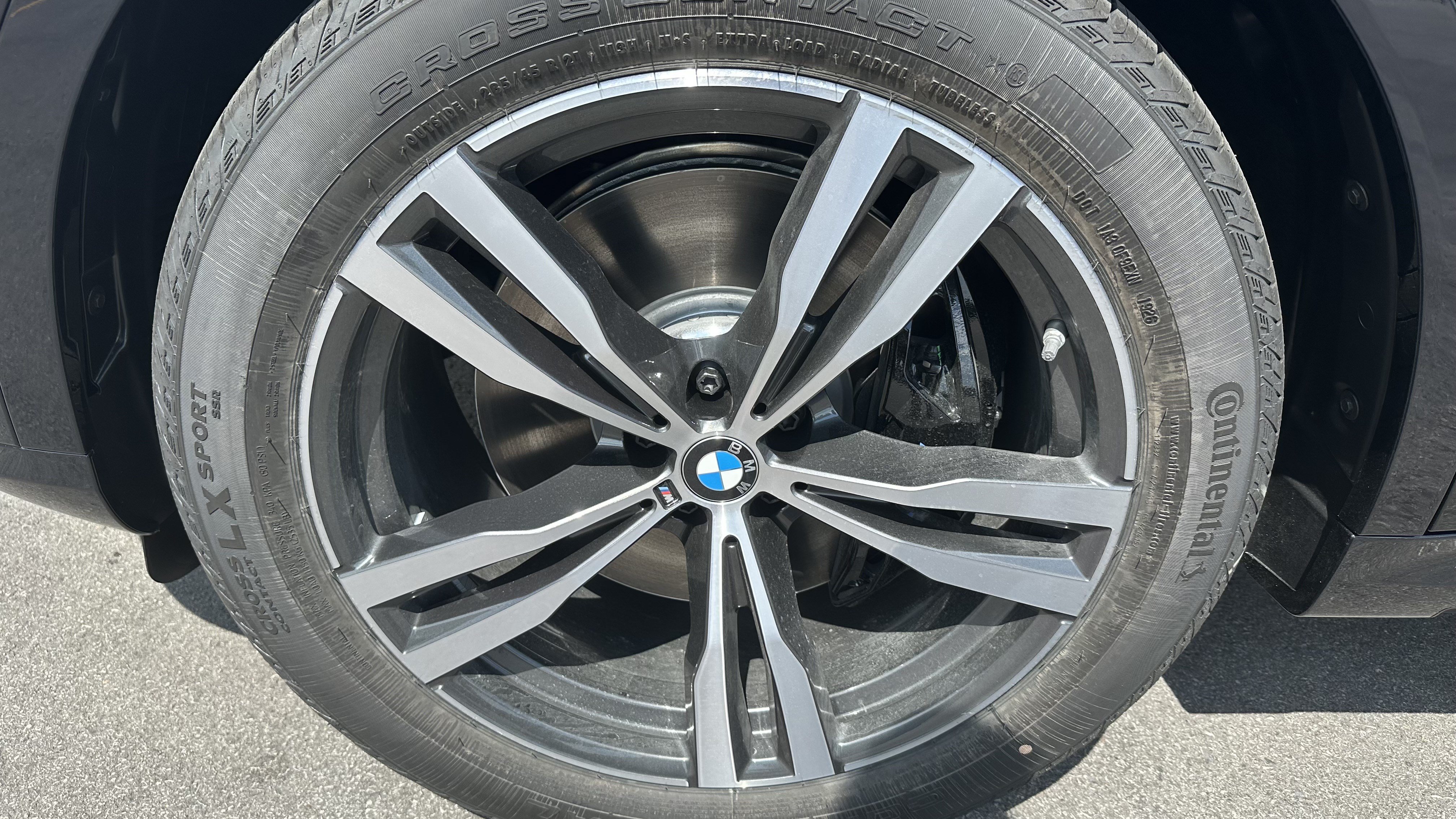 New 2027 BMW X7 xDrive40i w/ Executive Package AWD/4WD image 12