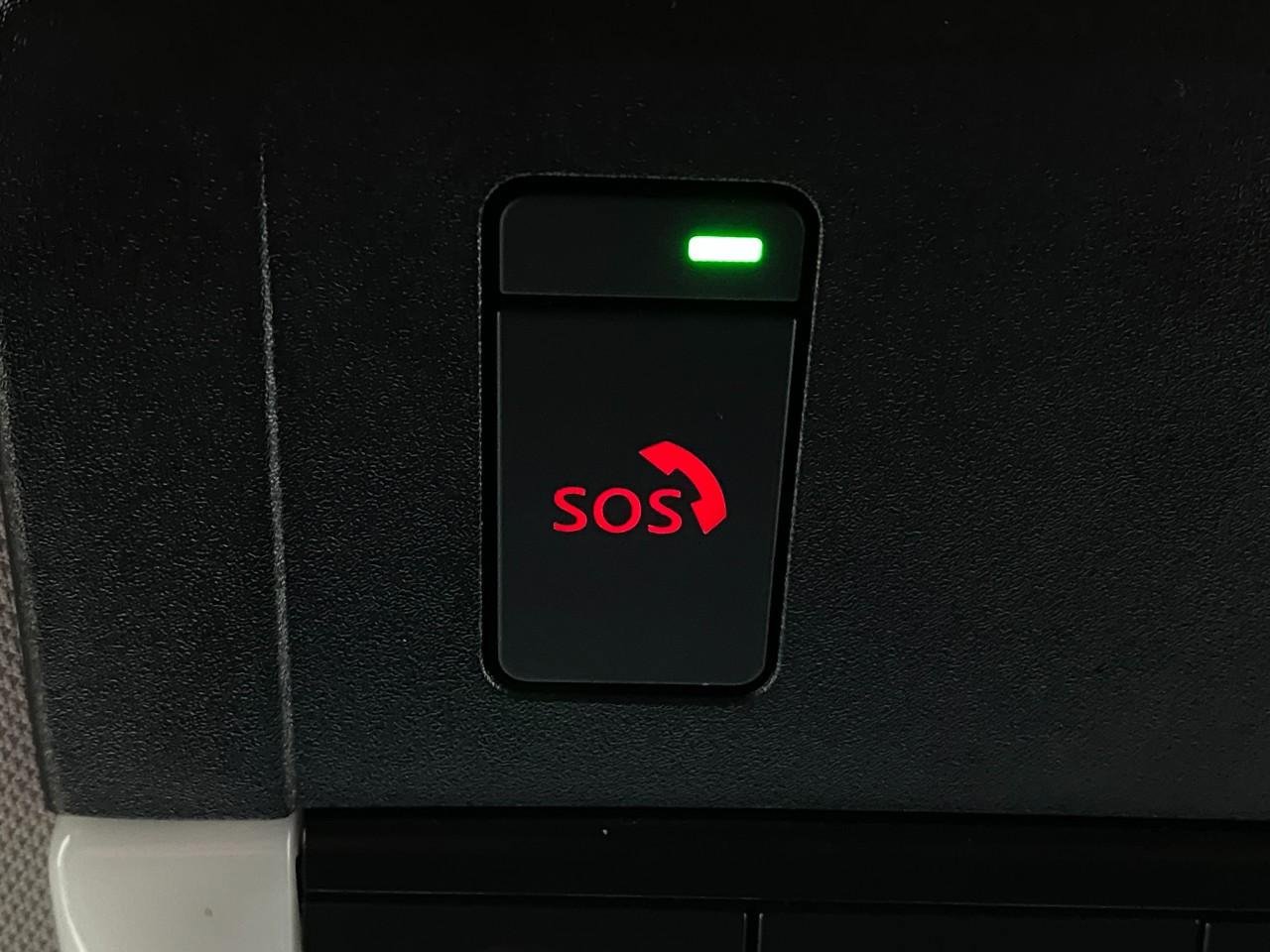 Used 2024 Mitsubishi Outlander AWD image 29