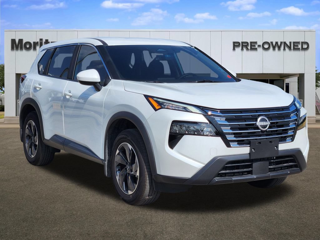 Used 2026 Nissan Rogue SV w/ Cold Weather Package AWD/4WD image 3