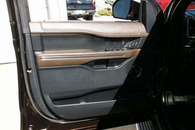 Used 2021 Ford Expedition Max King Ranch image 15
