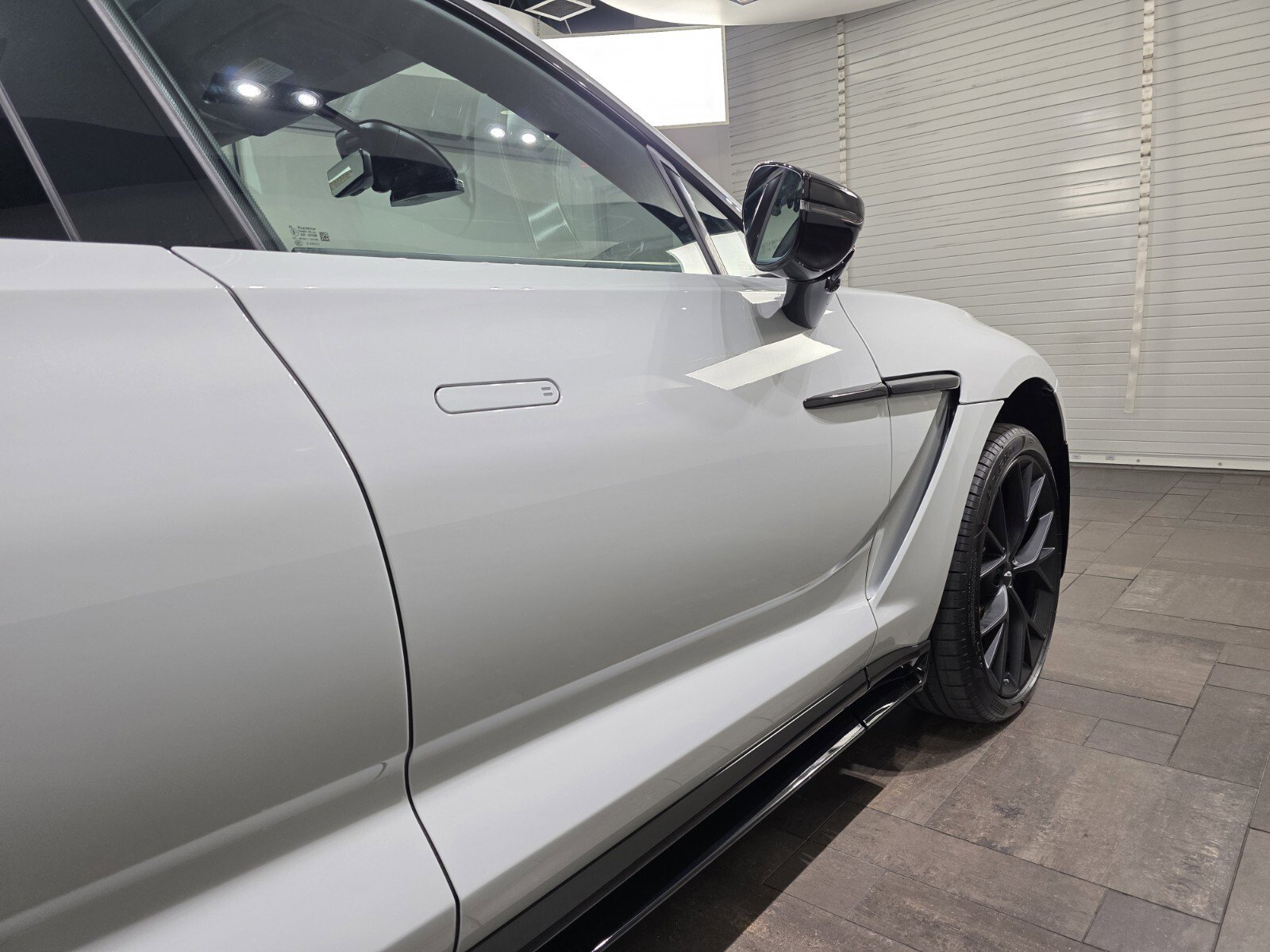 New 2026 Aston Martin DBX 707 image 9