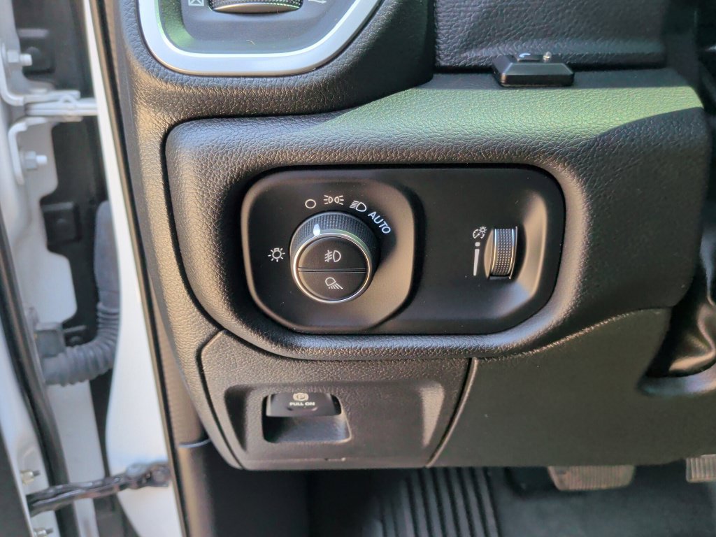 Used 2023 RAM 1500 Lone Star w/ Trailer Tow Group AWD/4WD image 15
