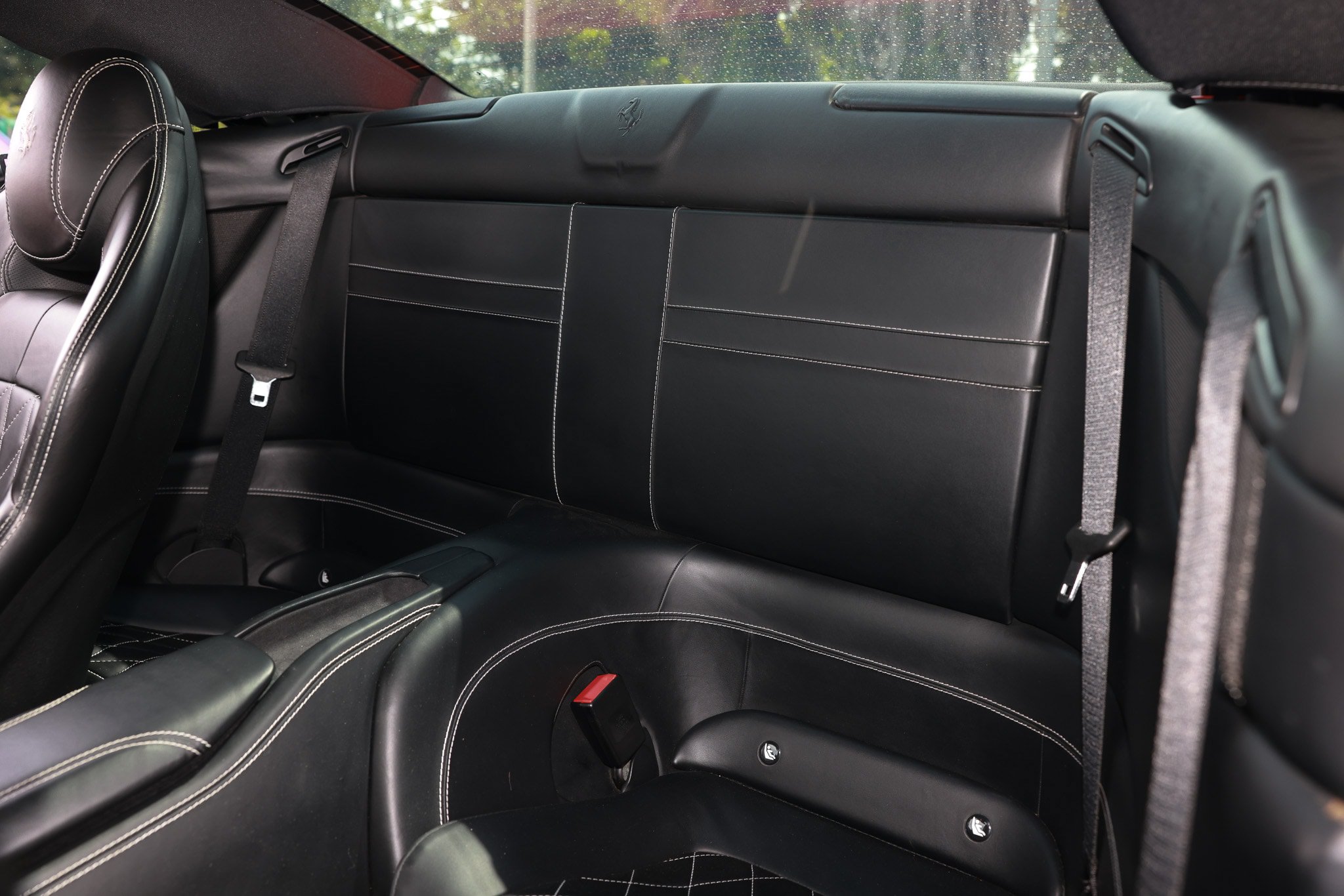 Used 2015 Ferrari California T RWD image 15