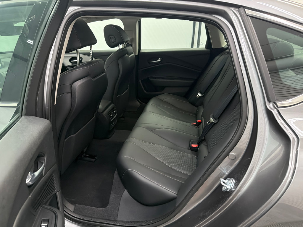 Used 2025 Acura TLX w/ Technology Package FWD image 21
