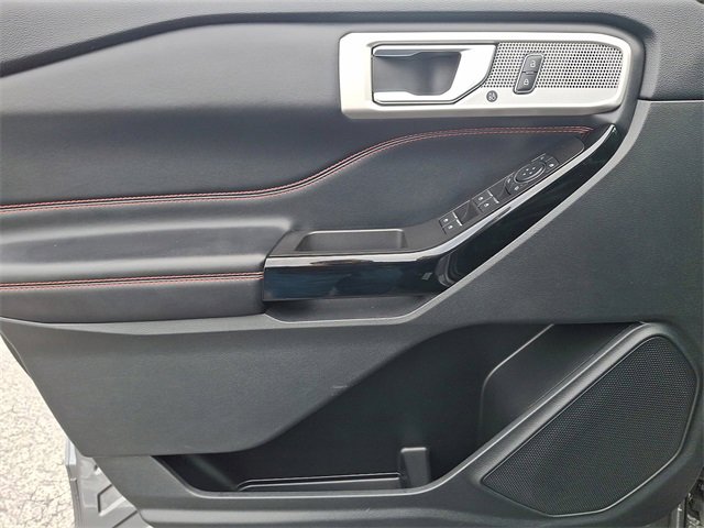 Used 2022 Ford Explorer ST-Line w/ Class IV Trailer Tow Package image 16