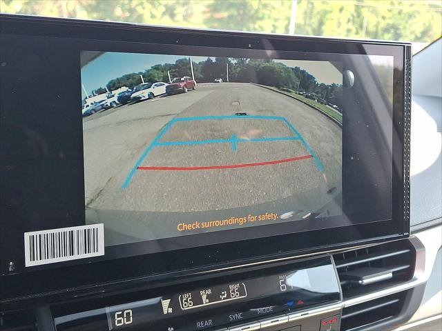 Certified 2025 Toyota Sienna XLE FWD image 16