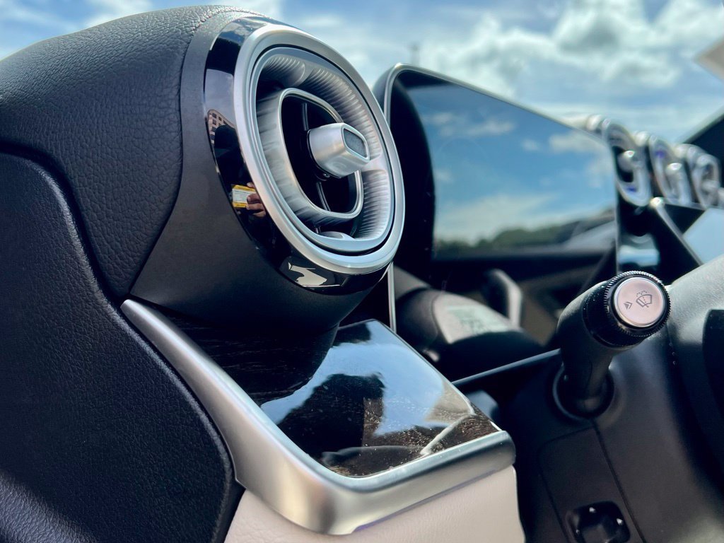 Certified 2026 Mercedes-Benz GLC 300 4MATIC image 29