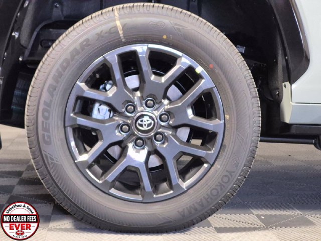 New 2026 Toyota Sequoia Platinum AWD/4WD image 29