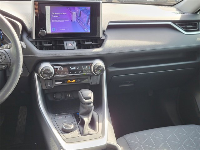 Used 2025 Toyota RAV4 XLE image 32