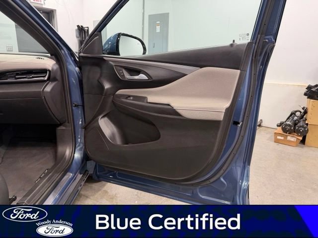 Used 2025 Buick Envista Avenir FWD image 28