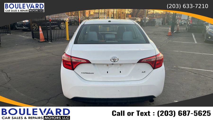 Used 2017 Toyota Corolla LE w/ LE Premium Package w/Moonroof image 11