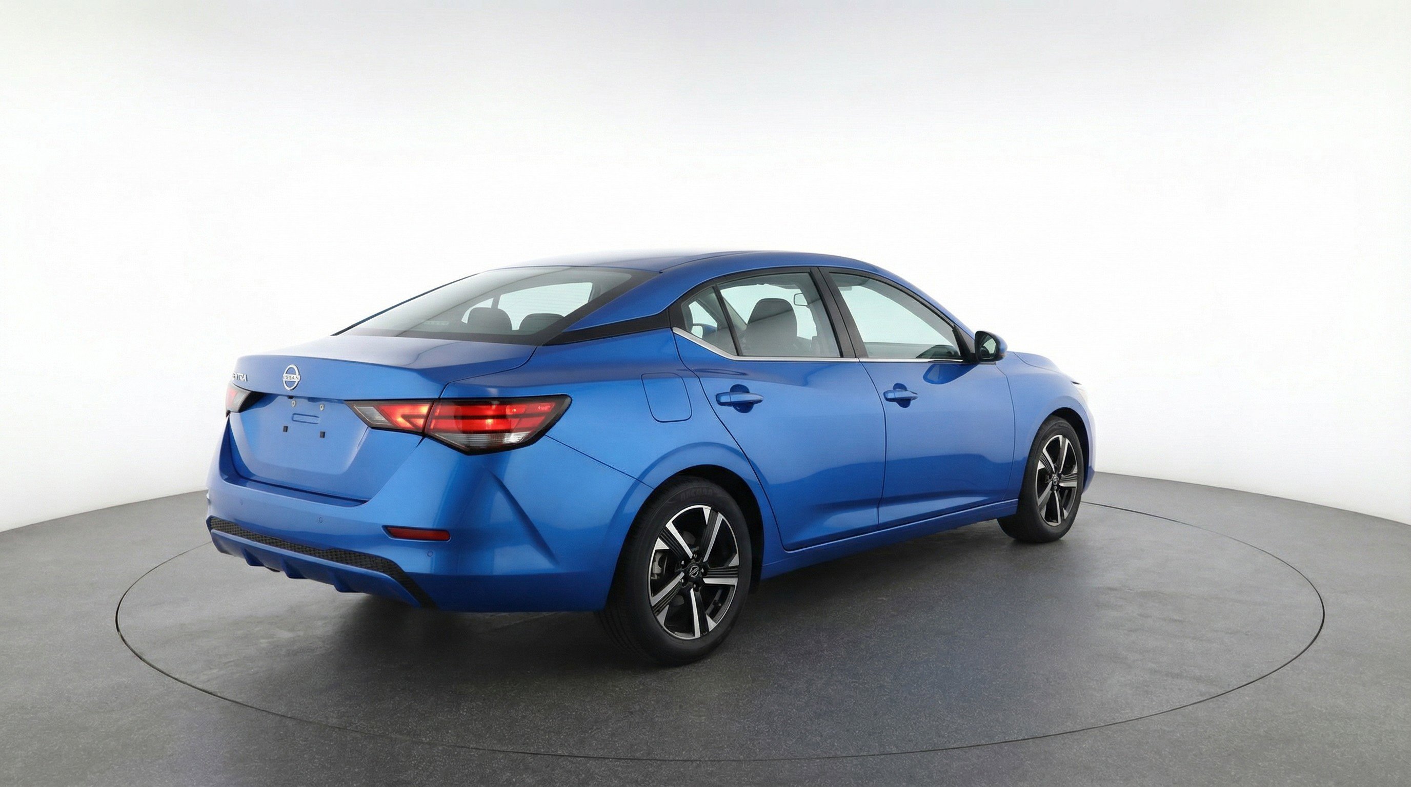 Used 2025 Nissan Sentra SV image 9